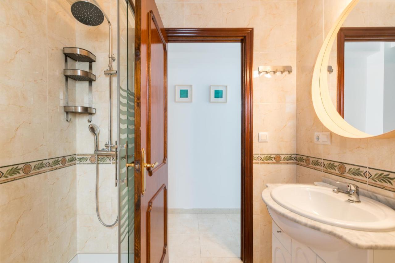 Apartamento Luminoso y acogedor piso en Triana Sevilla Exterior foto
