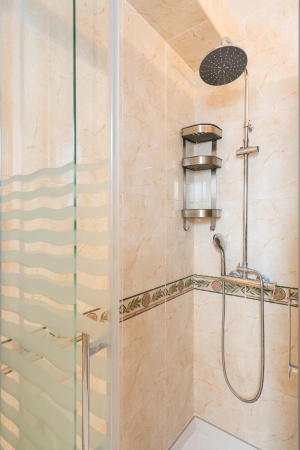 Apartamento Luminoso y acogedor piso en Triana Sevilla Exterior foto