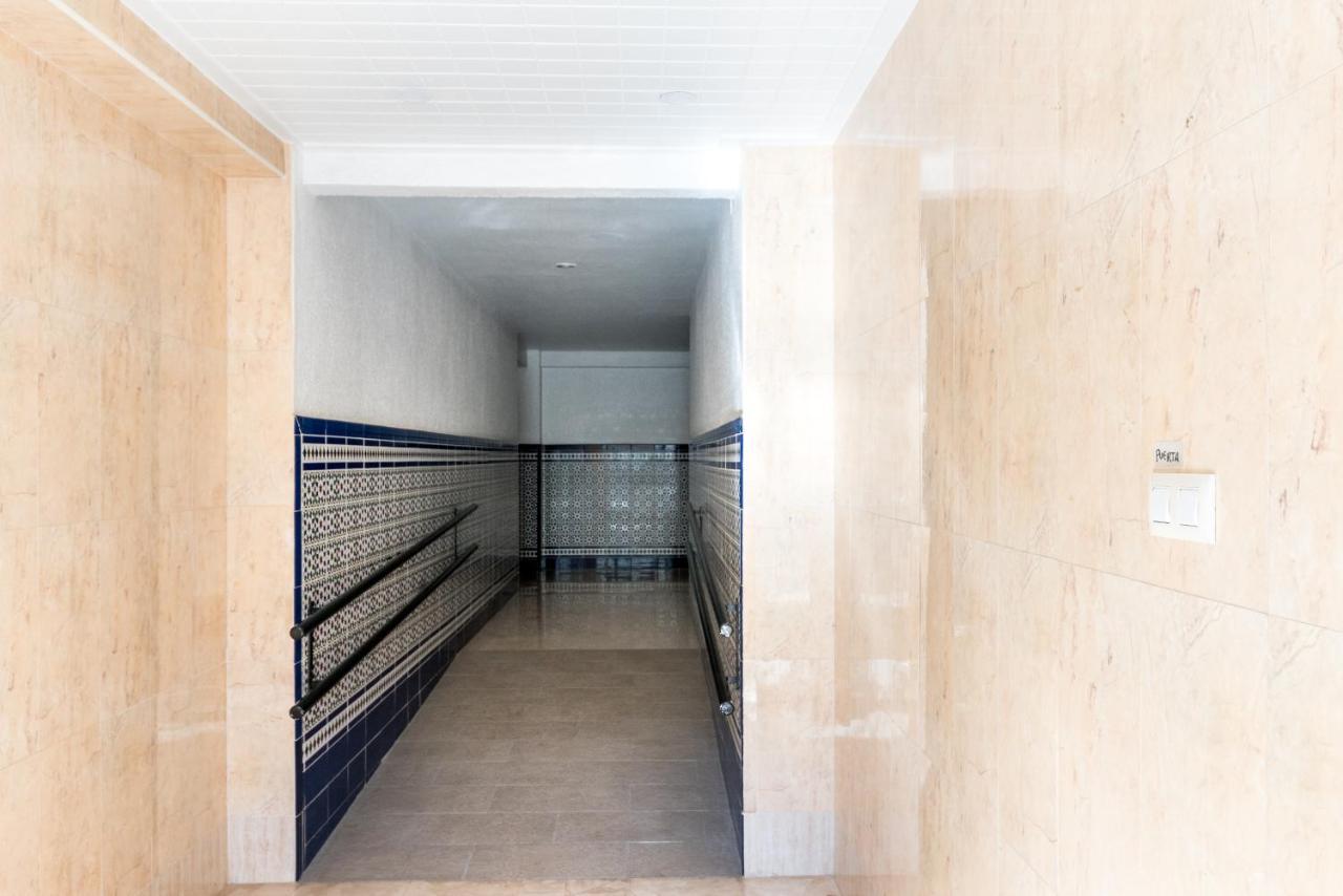 Apartamento Luminoso y acogedor piso en Triana Sevilla Exterior foto