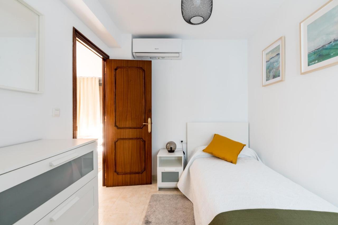 Apartamento Luminoso y acogedor piso en Triana Sevilla Exterior foto