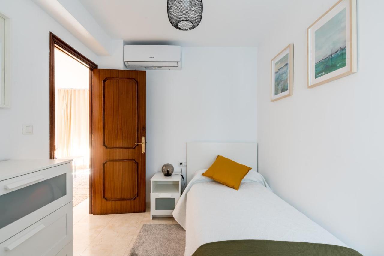 Apartamento Luminoso y acogedor piso en Triana Sevilla Exterior foto